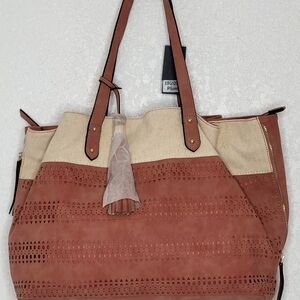 Beautiful Gramercy & Grand vegan leather tote bag